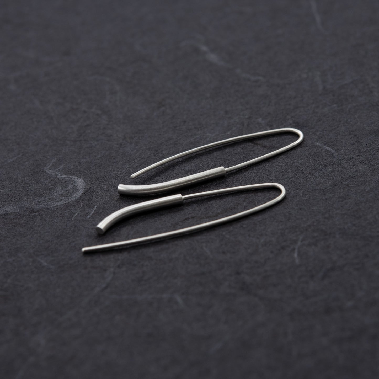 Boucles d'oreilles organiques asymétriques N°17