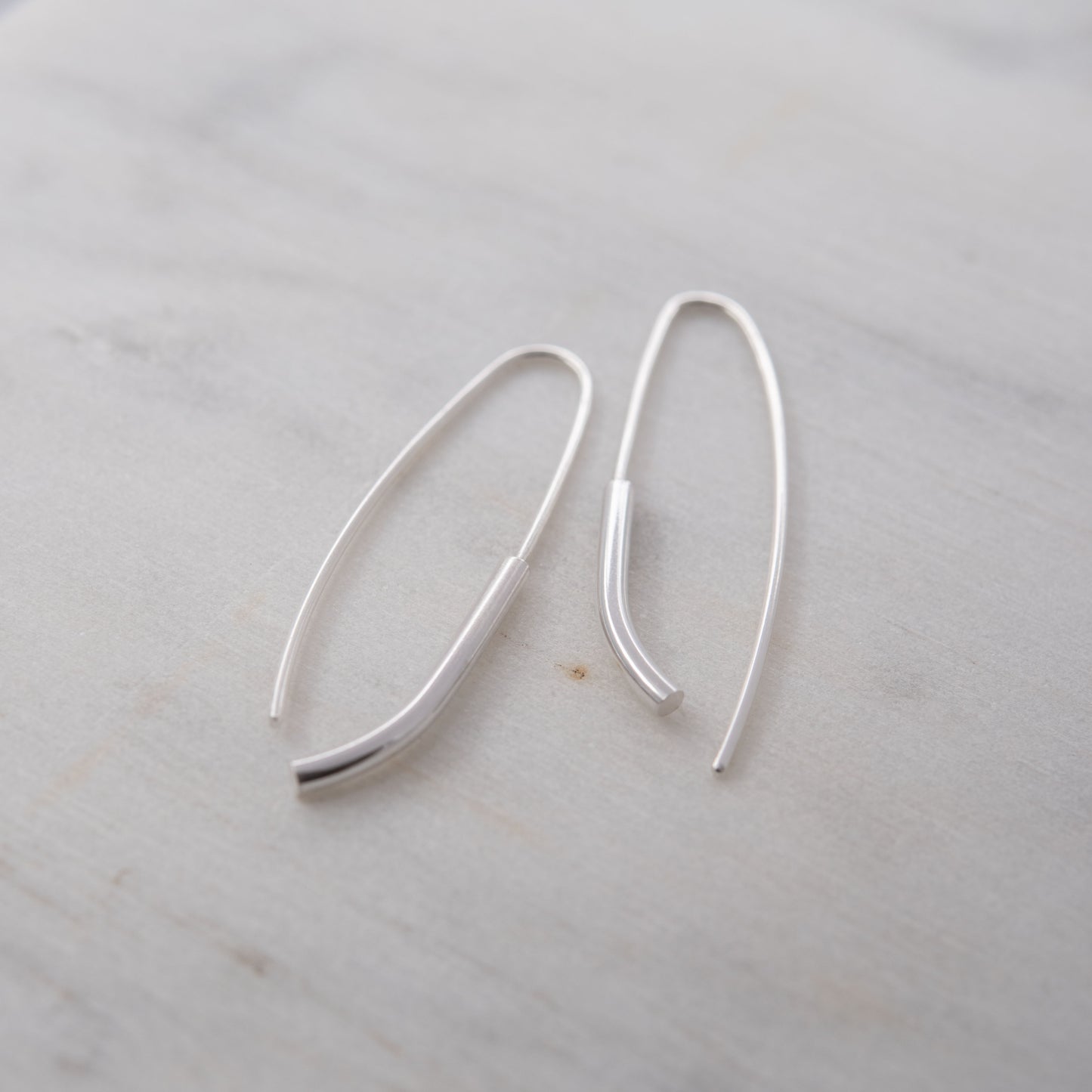 Boucles d'oreilles organiques asymétriques N°17