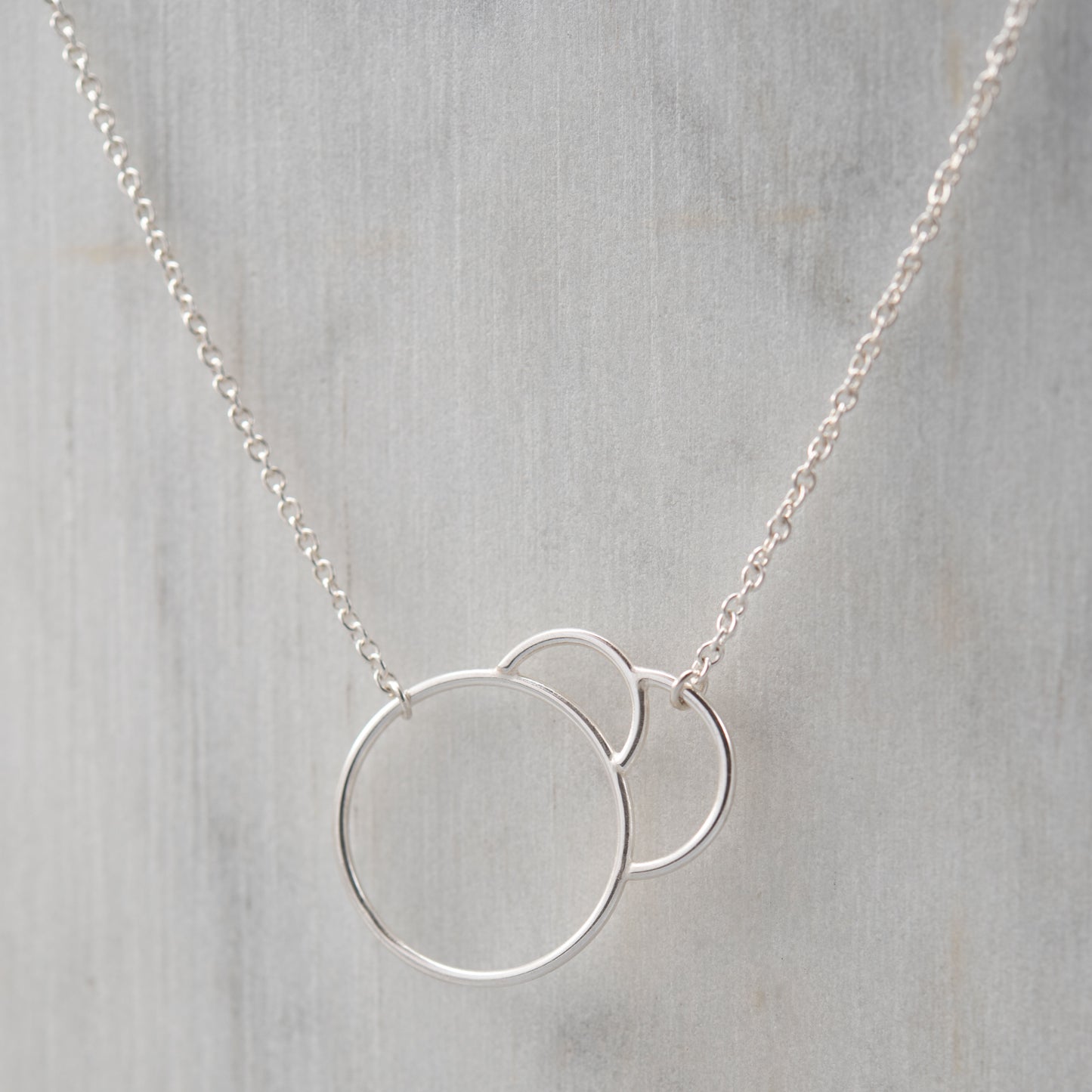 Collier cercles asymétriques N°43