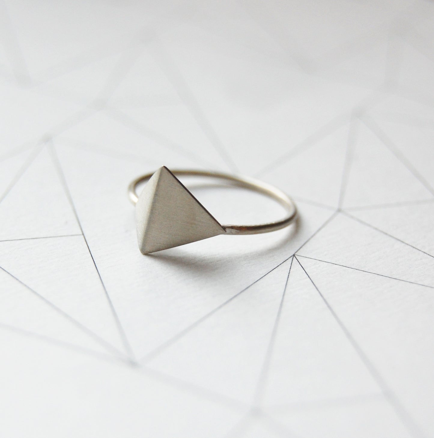 Bague pyramide N°5