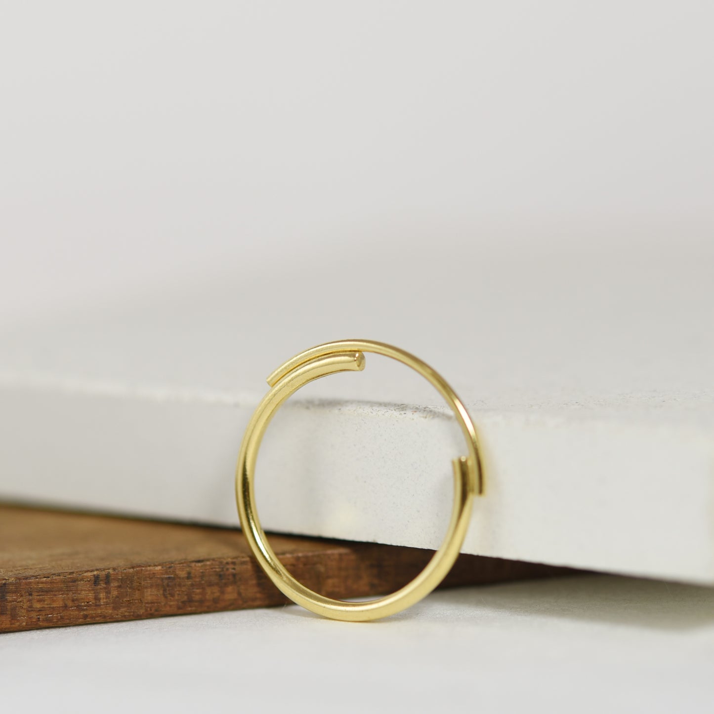 Thin gold plated silver Ring Featuring Interlocking Circle Arcs n°7 AgJc -1