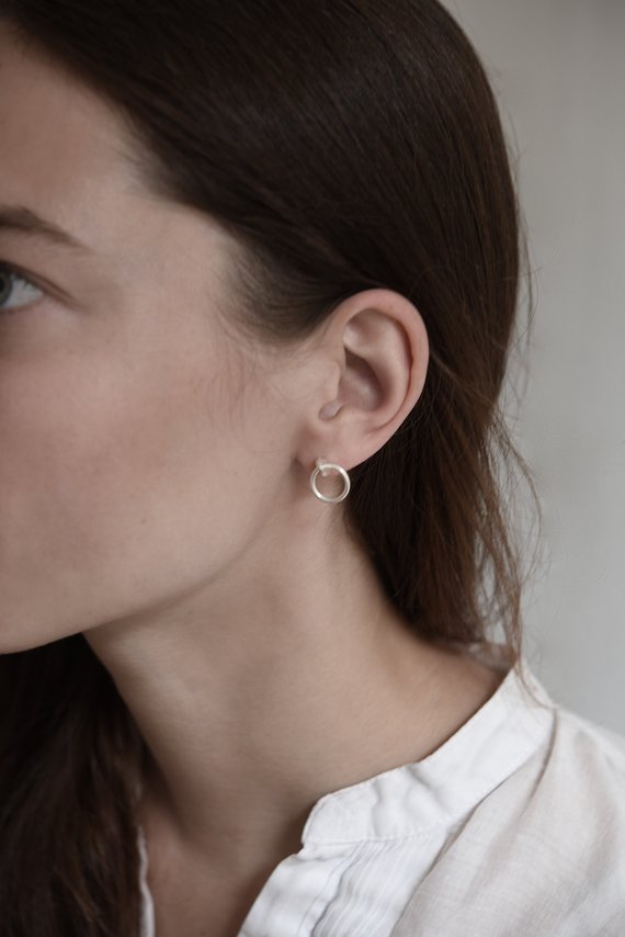 Puces d'oreilles dépareillées N°13