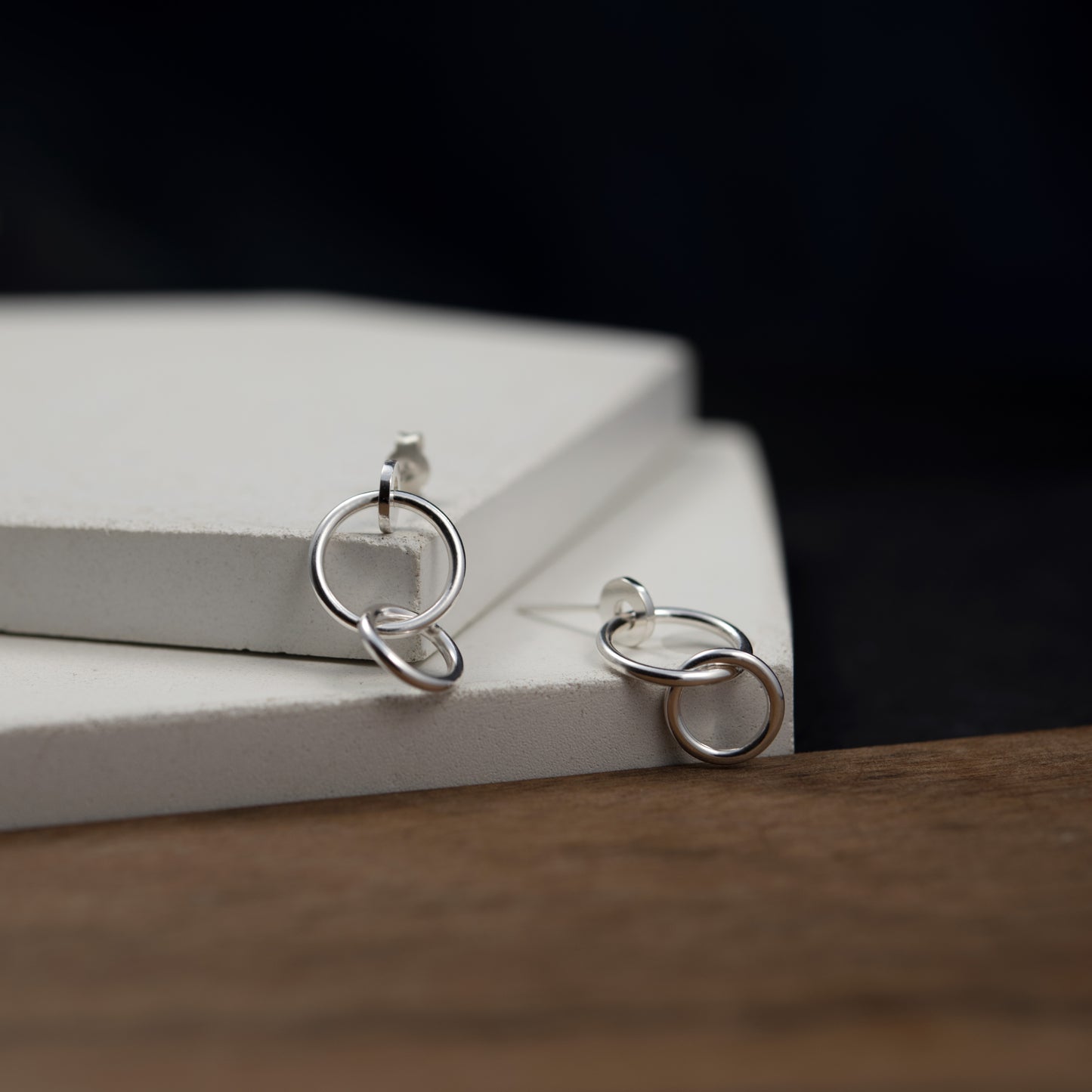Boucles d'oreilles N°14 doubles anneaux entrelacés