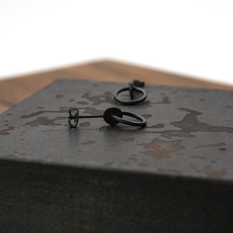 Link studs in black silver N°20