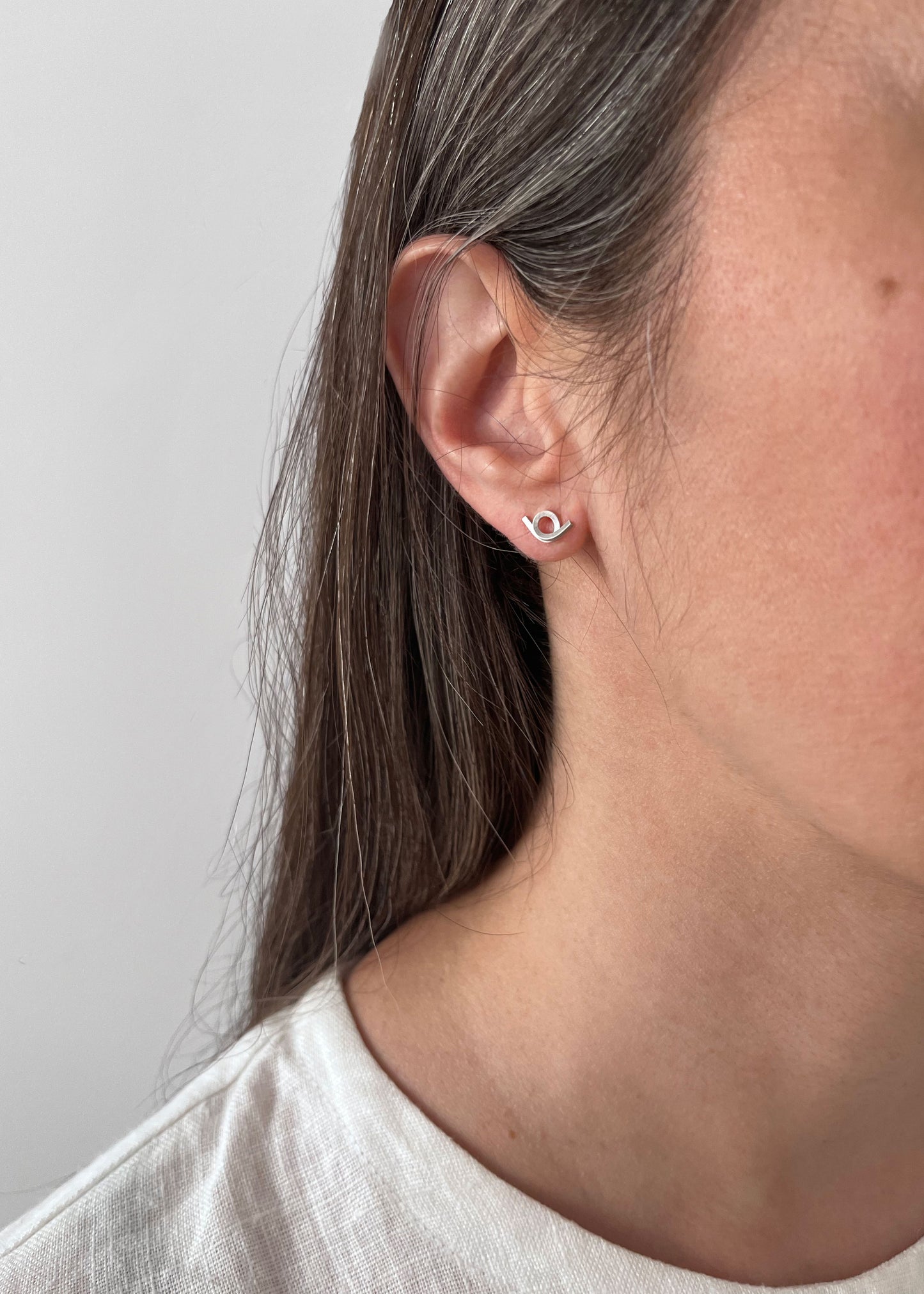 Open circle earrings in silver N°9