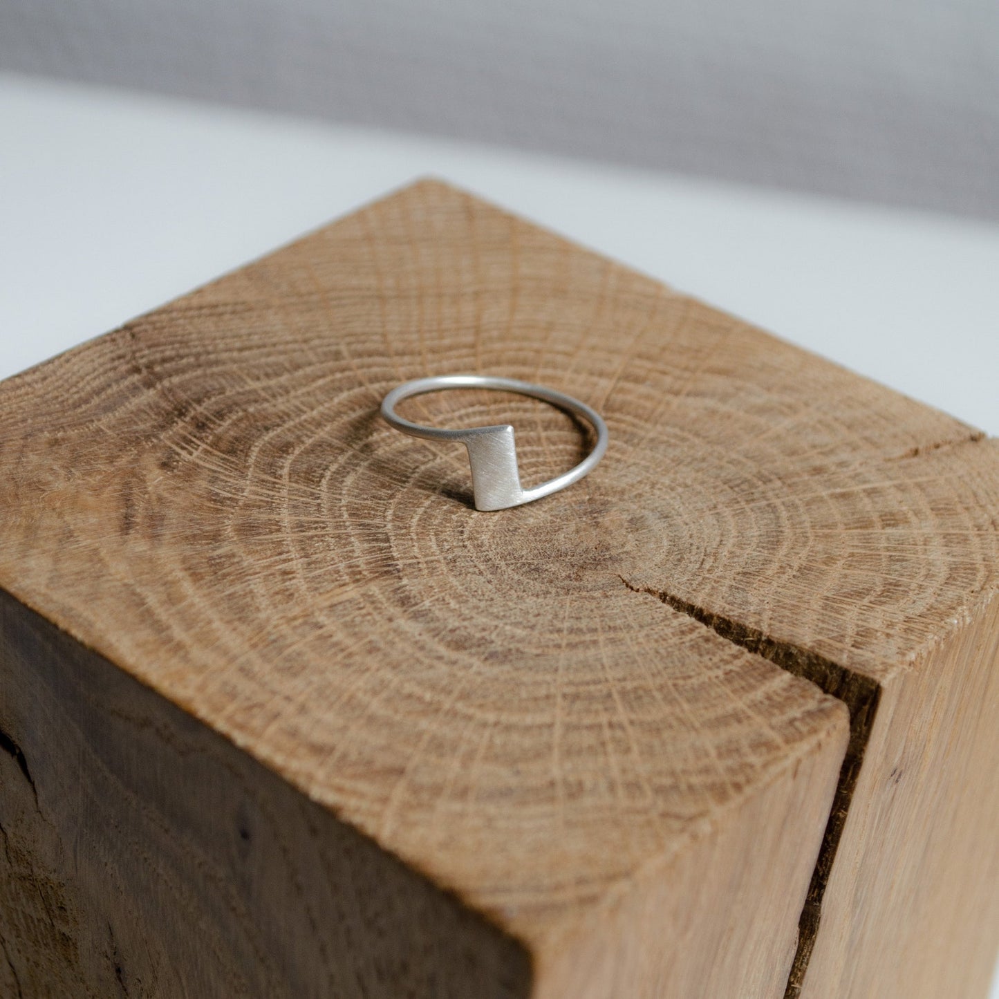 Geometric line ring N°27
