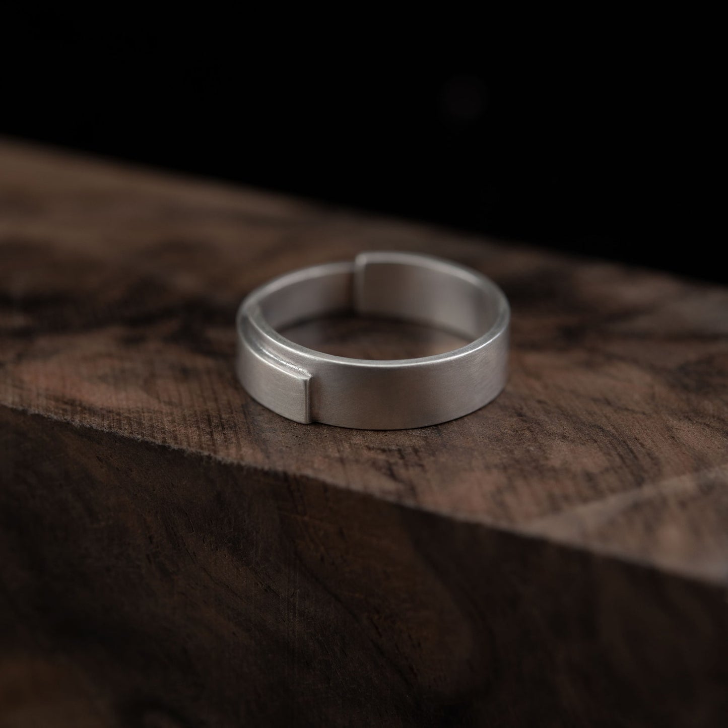 Bague semi-large N°22