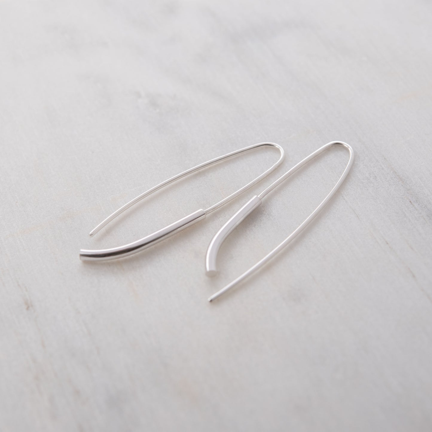 Organic mismatched thread earrings N°17