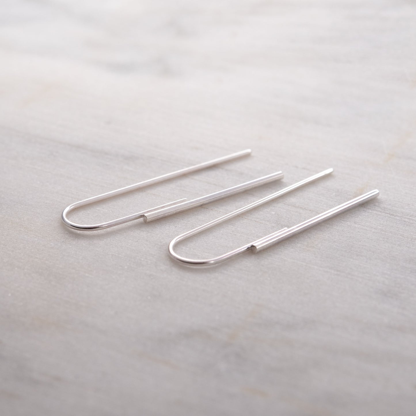 Boucles d'oreilles minimalistes pendantes N°18