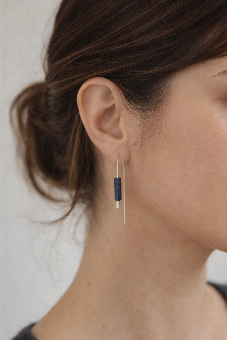Boucles d’oreilles argent & lapis-lazuli pendantes minimalistes