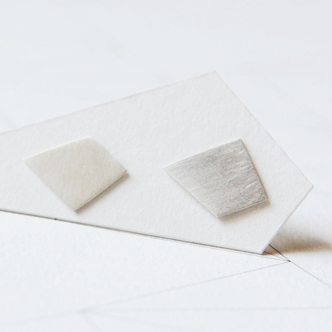 Shape stud earrings N°3 AgJc  - 1