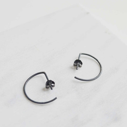 Black line hoop earrings N°7 AgJc Oxidized - 1