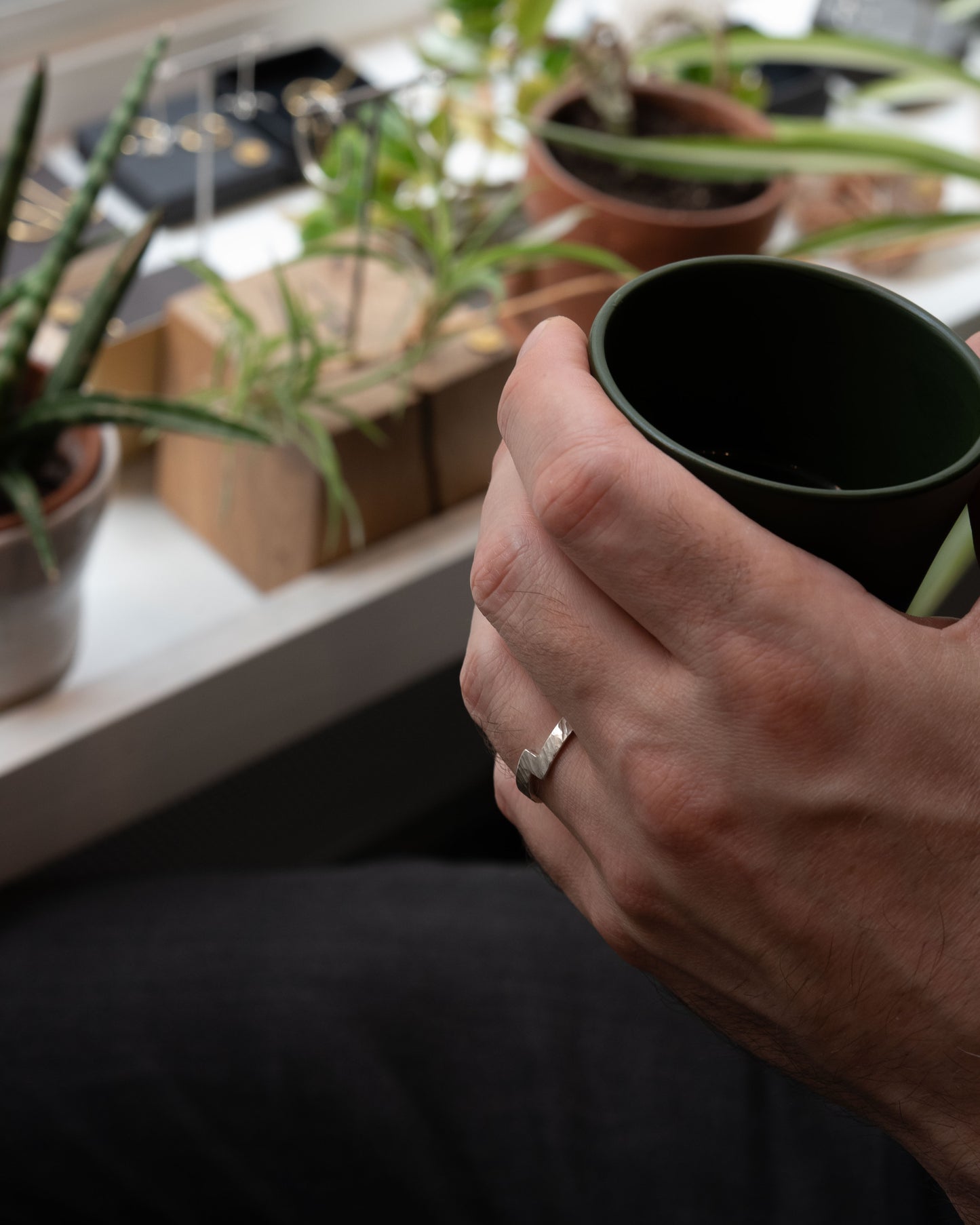 Bague martelée à bandes croisées N°24