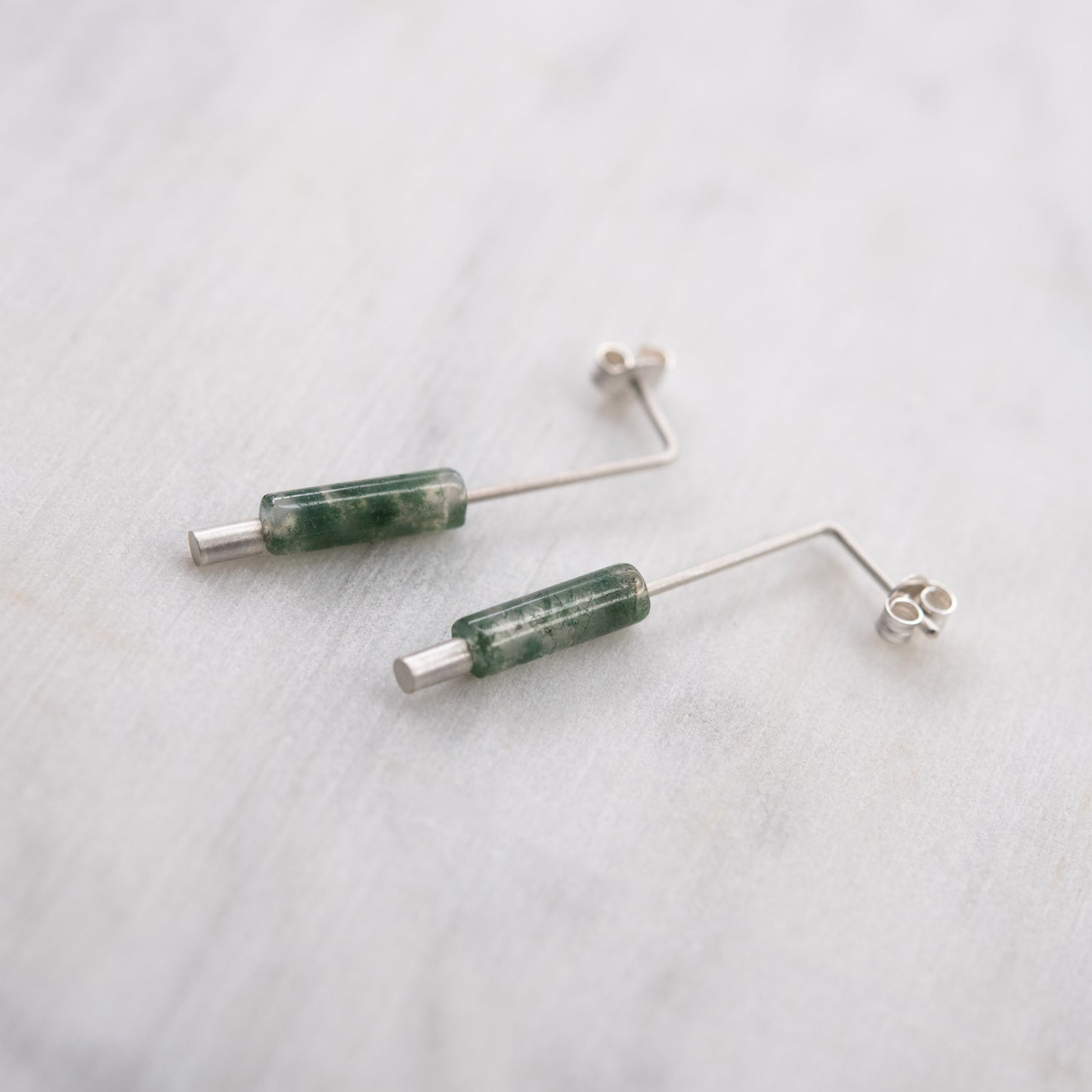 Boucles d’oreilles pendantes en argent 925 avec agate mousse verte, bijoux minimalistes faits main