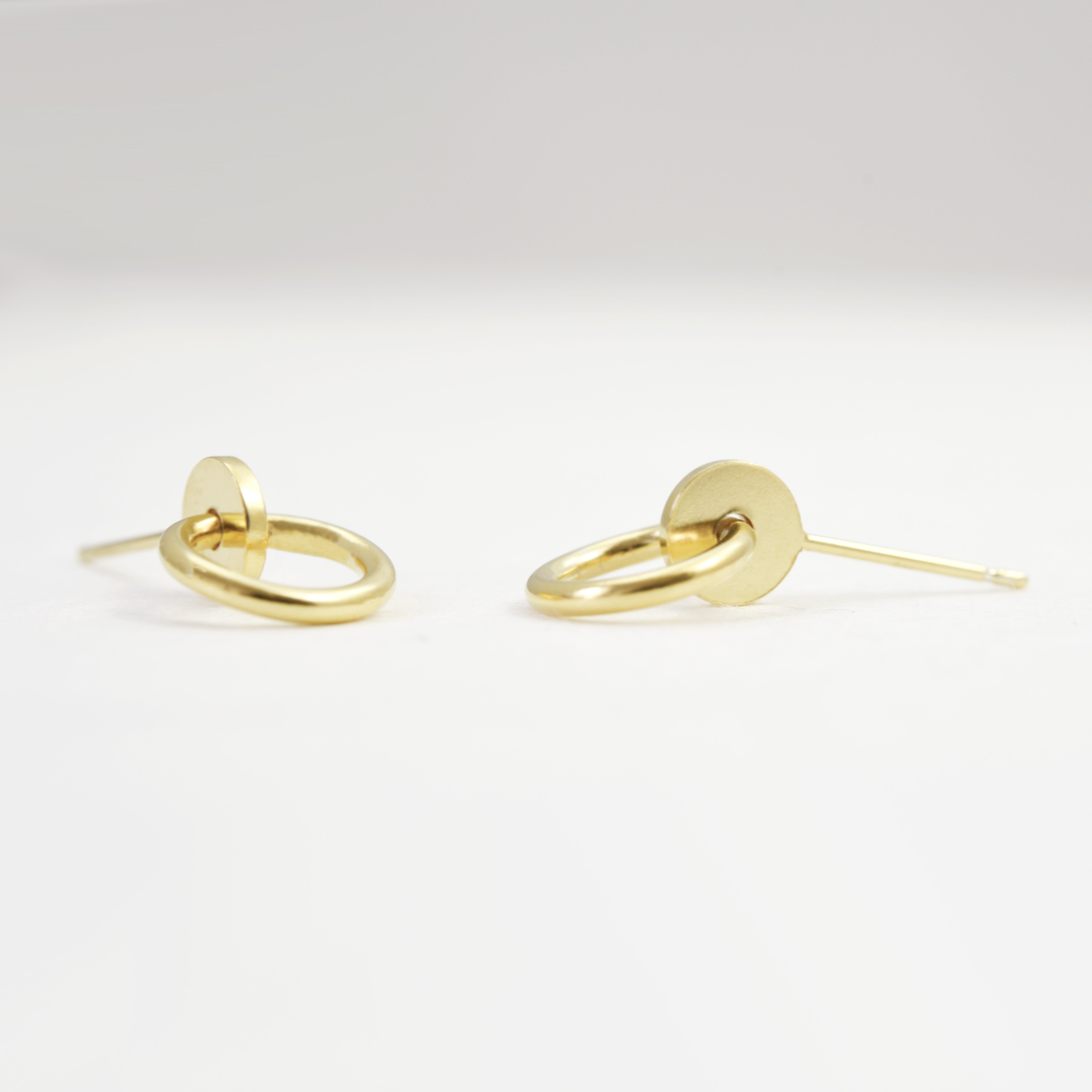 Shop Gold Stud Earrings in Singapore - Mustafa Jewellery
