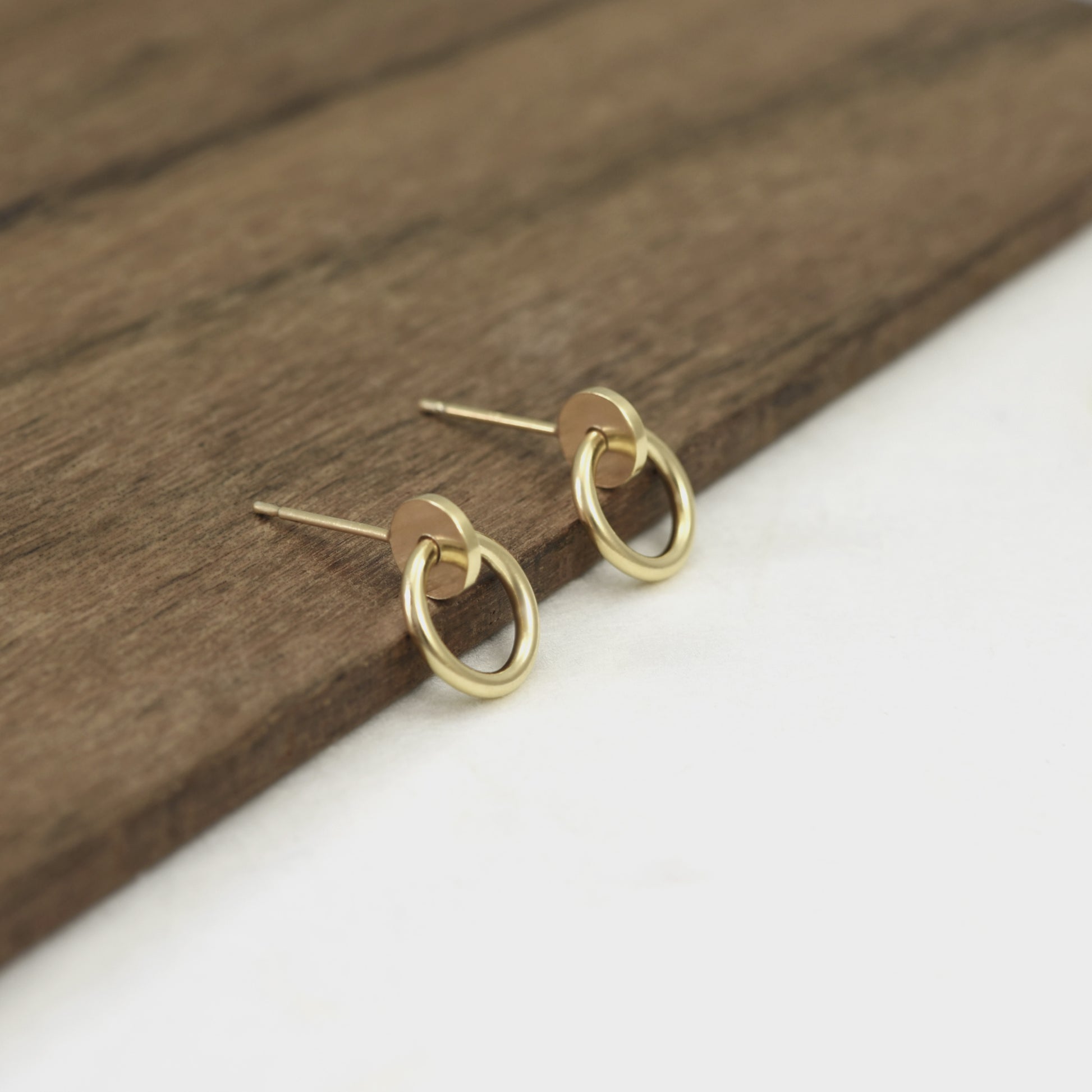 The beauty of these geometric earrings by AgJc
