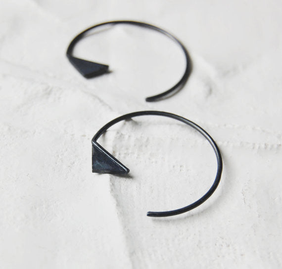 Triangle hoop earrings N°20 AgJc Oxidized - 1