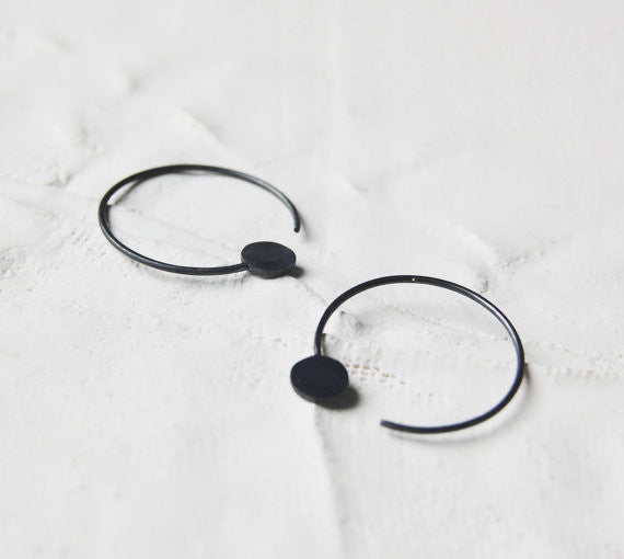 Dot hoop earrings N°21 AgJc Oxidized - 1