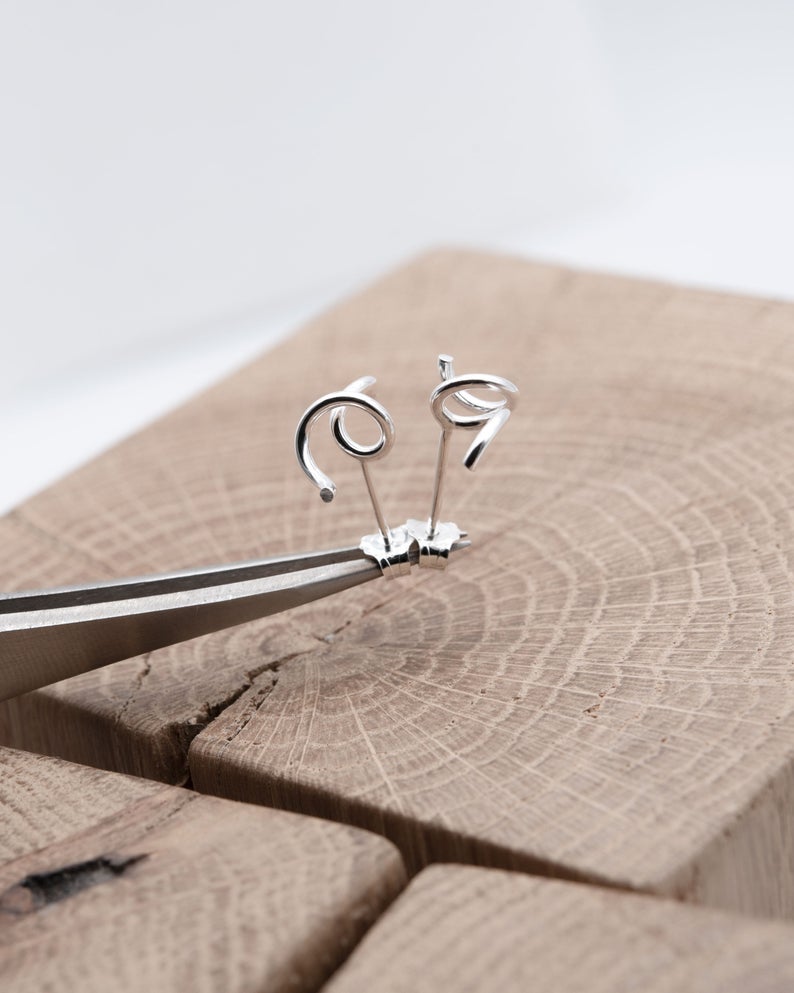 Twisted earring in Silver | Abstract stud N°1